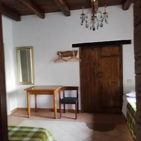 Il Cortile Del Castello 3*