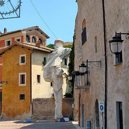 Il Cortile Del Castello Πανσιόν 3*