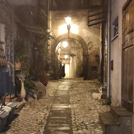 Il Cortile Del Castello Guest house