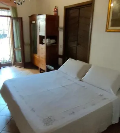 Il Cortile Del Castello 3*